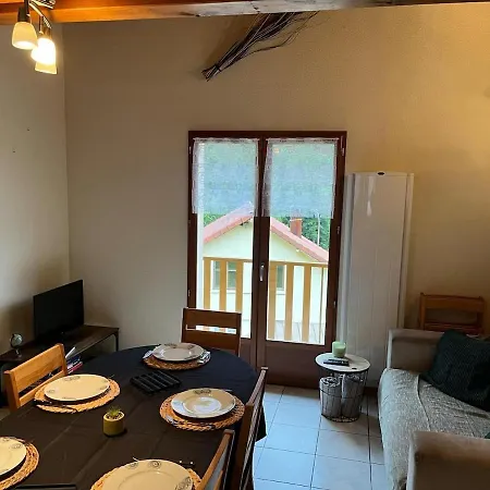 Holiday home Les 18 Personnes *