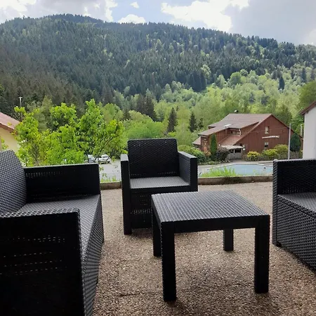 Les 18 Personnes Holiday home