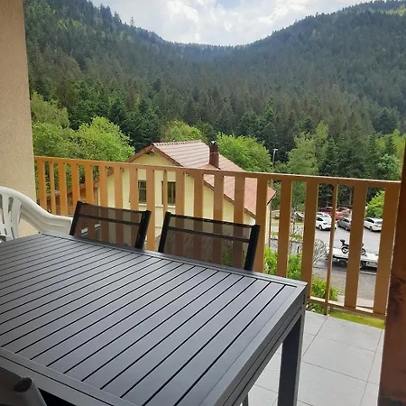 度假居 Les 18 Personnes